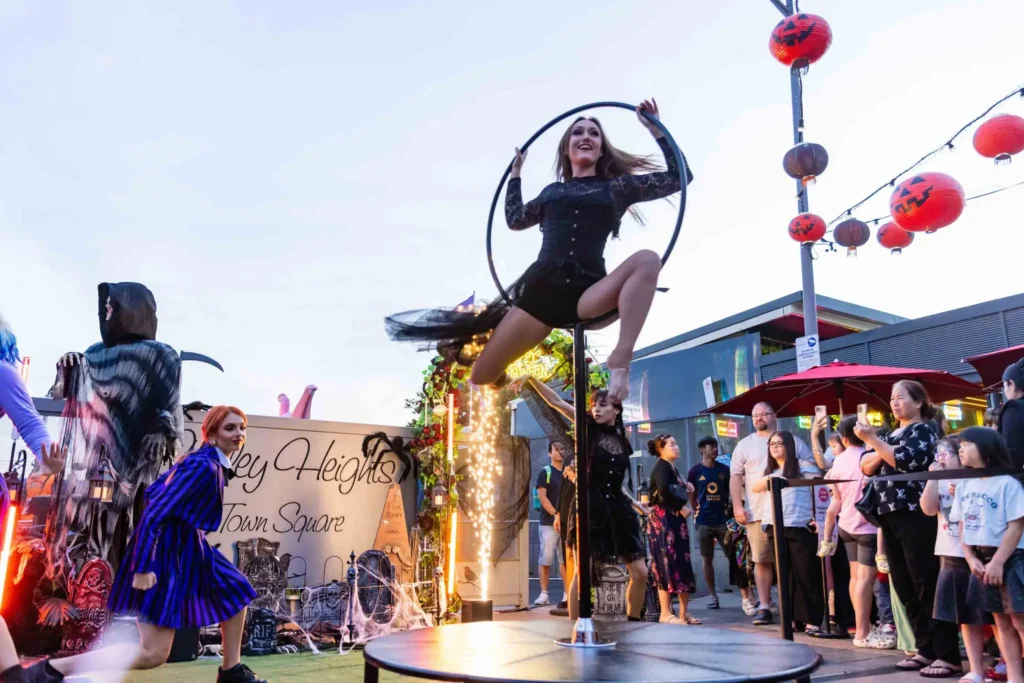 Guests enjoying live event entertainment at a corporate function