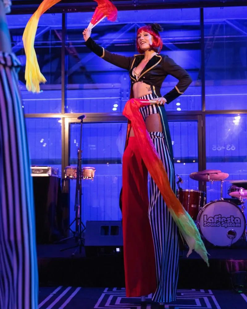 Copy of STILTS_CIRCUS_FAV